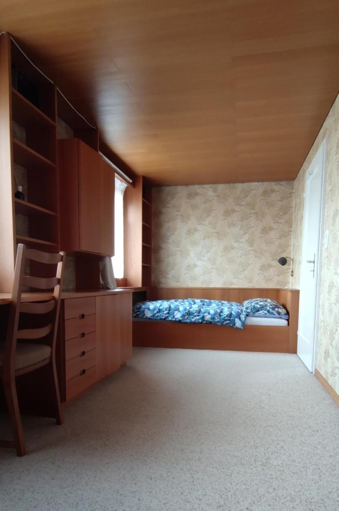Single In Very Quiet & Cosy House With Garden